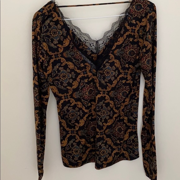 Daytrip Top - Picture 2 of 5